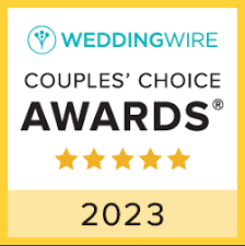 Here's an alt tag for the image: WeddingWire Couples' Choice Awards 2023